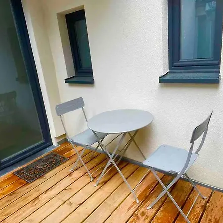 Appartement Cozy Terrasse Royal Selys, City-center - Bike Park